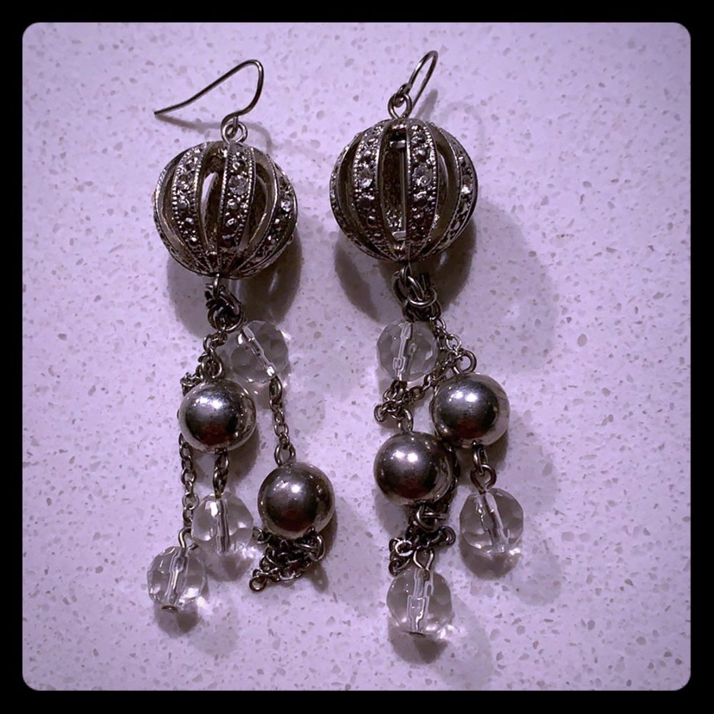 Dangle ball earrings. EUC. Fancy!